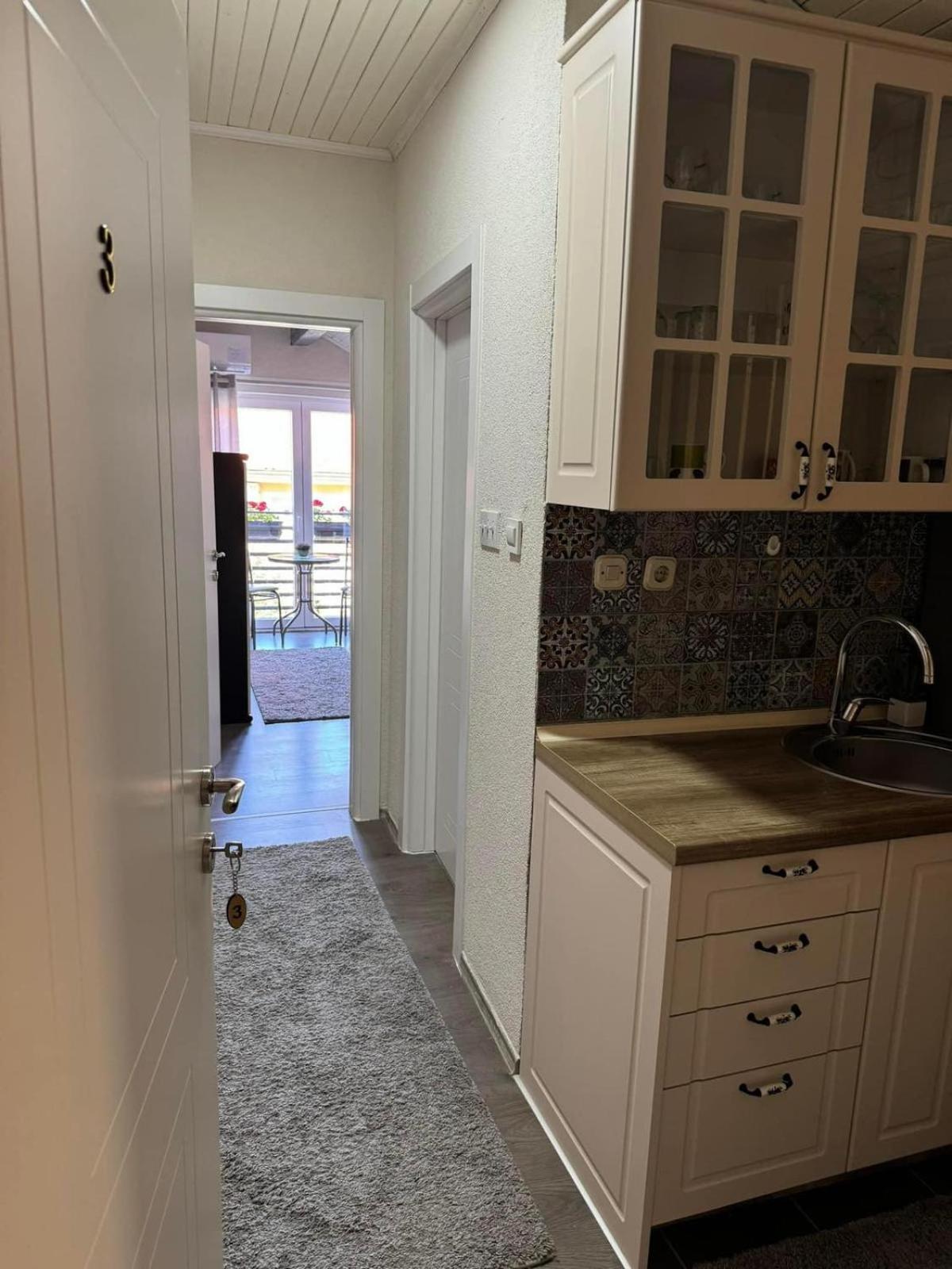 אוהריד Villa Ristovski מראה חיצוני תמונה